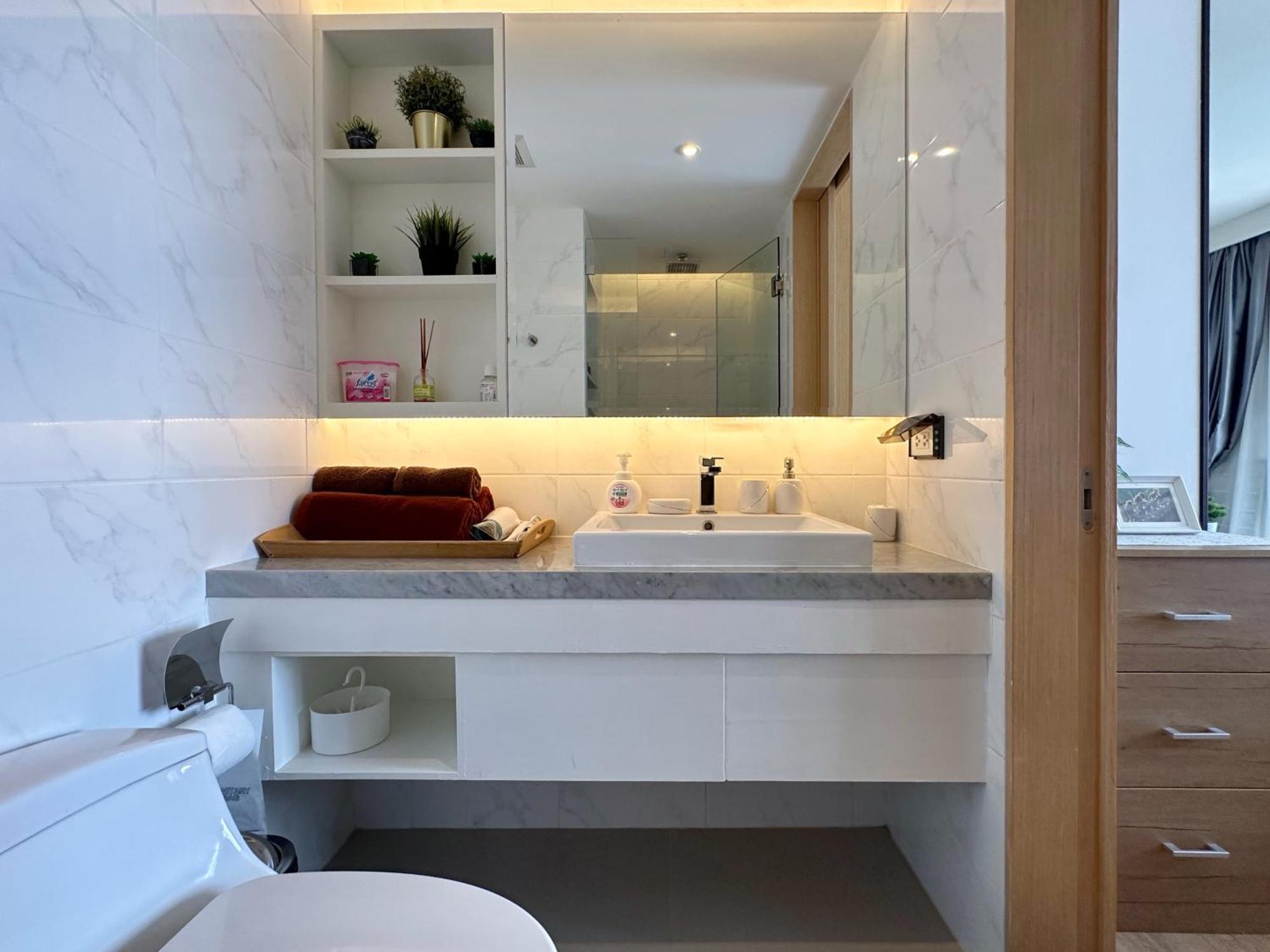 The Aristo-2-803 Appartement Phuket Buitenkant foto