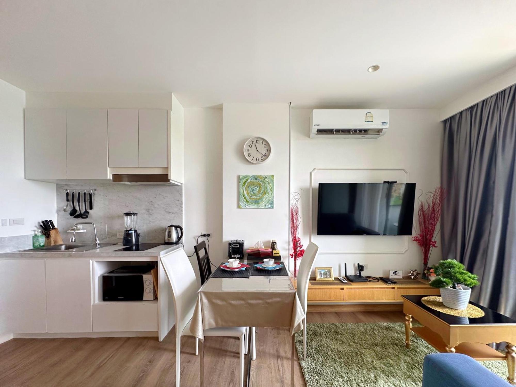 The Aristo-2-803 Appartement Phuket Buitenkant foto